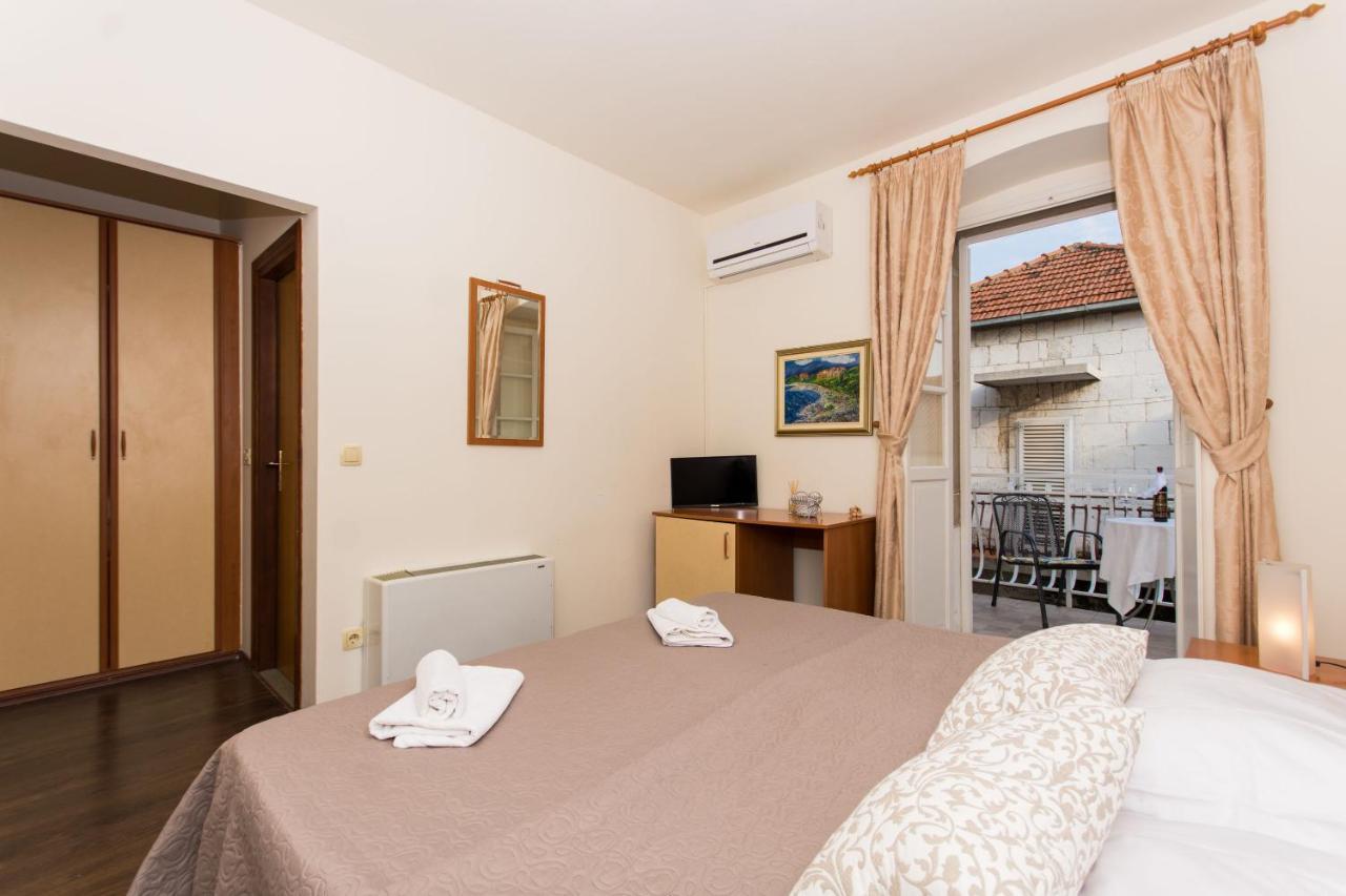 Rooms Villa Liza Trogir Buitenkant foto